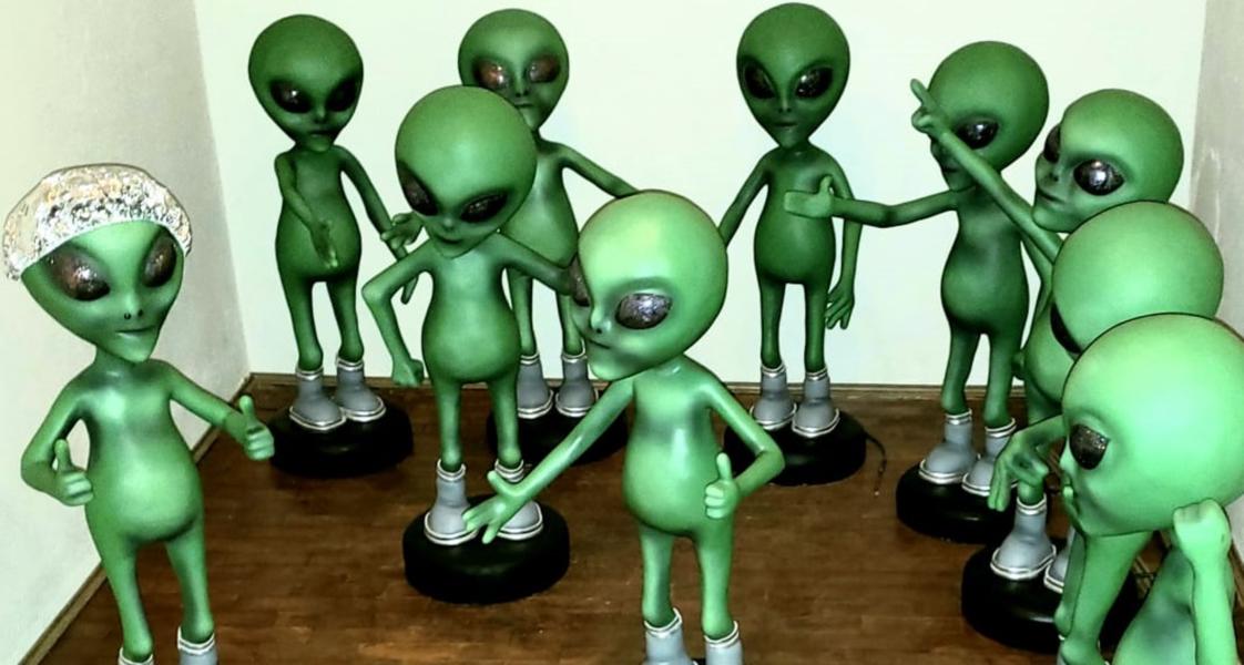 Exposição 'Extraterrestres' fica no RibeirãoShopping até o dia 6 de outubro