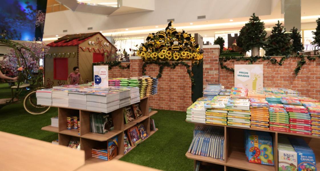 RibeirãoShopping recebe feira de livros que faz os visitantes vivenciarem as histórias
