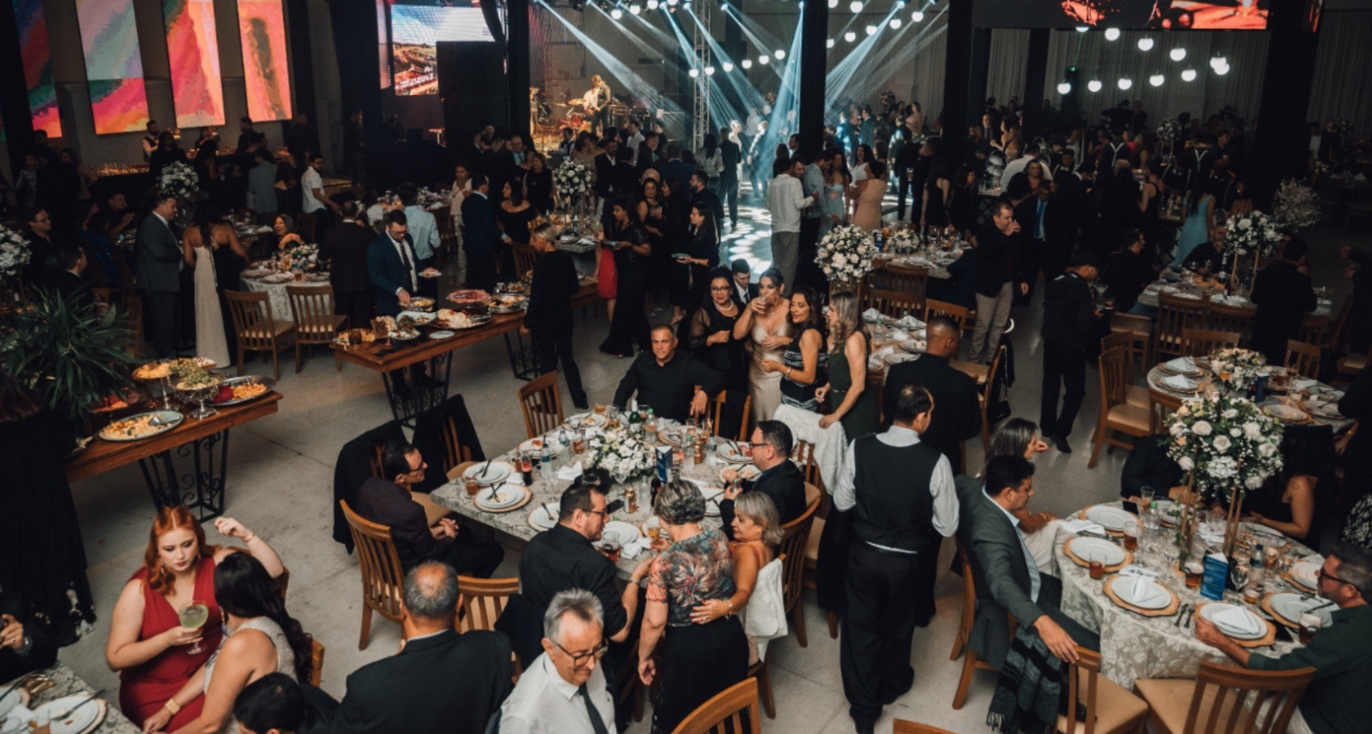 Baile da Advocacia OAB Franca celebra a classe jurídica em noite de festa