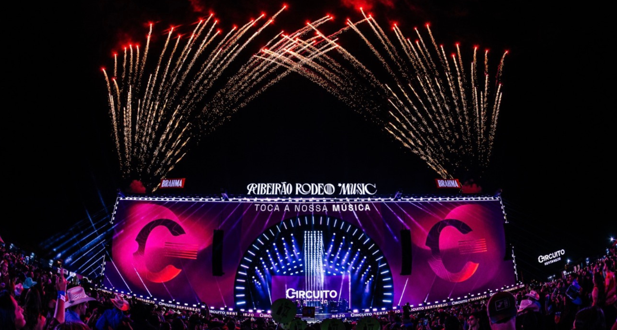 Sertanejo e forró eletrônico dominam a terceira noite do Ribeirão Rodeo Music 2026